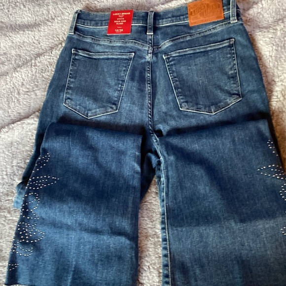 NWT Lucky Brand studded high rise Stevie flare. Studded floral on flare - Picture 5 of 10
